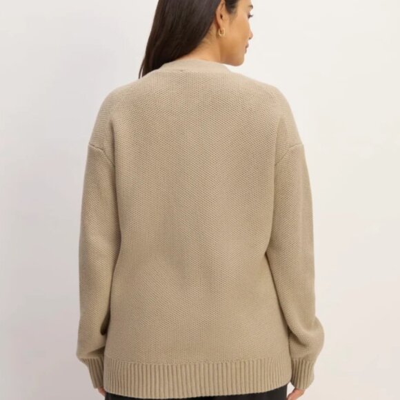 Everlane - Picture 2 of 3